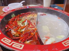 -庄老幺火锅(娄山关路店)