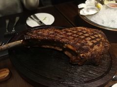 -恰餐厅及酒吧 CHAR Bar & Grill (北京丽都皇冠假日店)