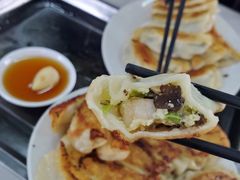 -劈柴院锅贴(沈阳路店)