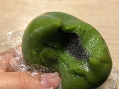 芝麻青团-许阿姨糕团店(南京总店)