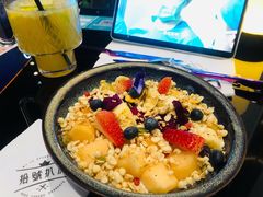 缤纷鲜果沙律-拾挚扒房(招商花园城店)