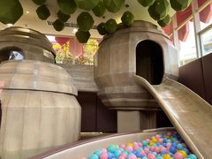 -水桶王国主题餐厅·聚会·生日派对·亲子活动·家庭套餐(亚龙湾希尔顿店)