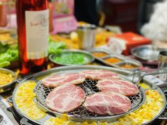 -青瓦炭韩潮烤肉(花园道店)
