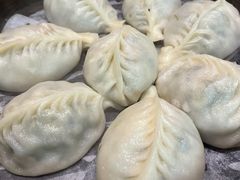 -方国老头包子·39年威海本地老字号•小船海鲜疙瘩汤