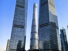 -陆家嘴空中步行连廊