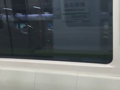 -白石桥南(地铁站)