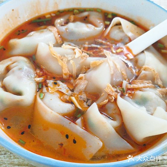 芯奕馄饨