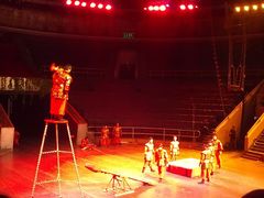 -武汉杂技厅