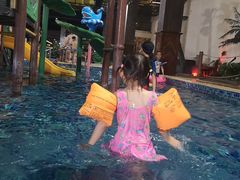 -泉城欧乐堡戏水湾艺术养生温泉