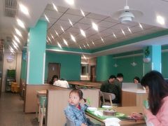 大堂-老乡鸡(肥东彩虹新城店)