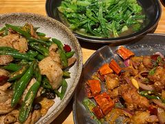 -十三式重庆江湖菜(金茂览秀城店)