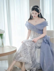 -莫小姐婚纱
