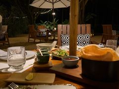 -三亚艾迪逊酒店·海滩烧烤 BARBACOA·现场乐队·浪漫晚餐·烧烤海鲜