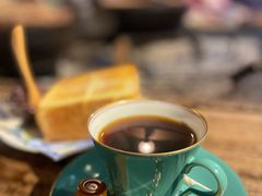 -HUGS coffee(东区店)