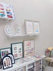 -赢韵美甲美睫瑞士净斑中心