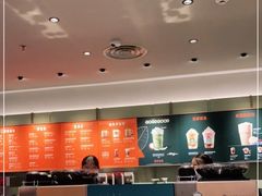 -星巴克臻选(上海中环广场2F店)