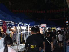 -吴山路夜市
