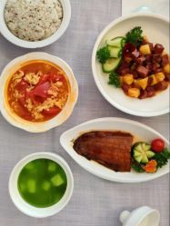 -玥奢国际母婴护理中心(滨江宝龙店)