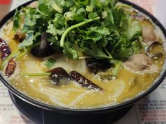 -肥汁米蘭香港米线(宁波路总店)