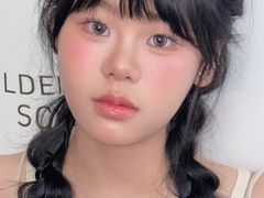 -金夫人化妆摄影职业培训学校