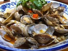 -琥珀老六龙虾(四里河店)