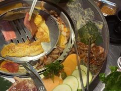 -哈哈碳都·牛肋条无限自助烤肉(台江万达店)