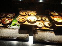 -岷山饭店-芝芝自助餐厅