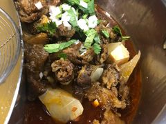 -左庭右院鲜牛肉火锅(金山万达店)