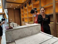 -舜耕山庄四时万和自助餐厅