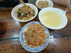 -王菊美食街·王菊面馆(总店)