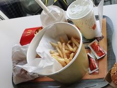 -麦当劳(欢乐谷店)