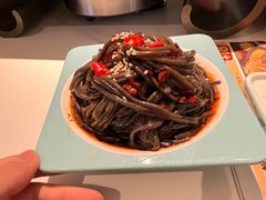 酸辣蕨根粉-江边城外烤全鱼(世茂广场店)