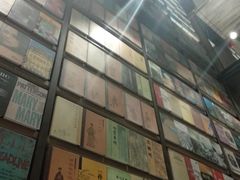 -钟书阁(群光广场店)
