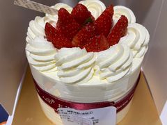 -花花卷卷·鲜食蛋糕(静安久光百货店)