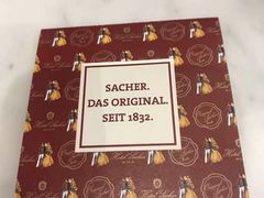 -Cafe Sacher(WIEN)