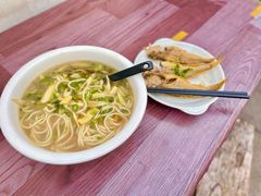 黄鱼面-小河无名面馆