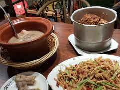 -董厨煨汤馆(车站路店)