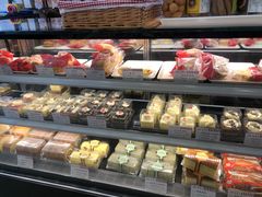 -红宝石·鲜奶小方·海派西点房(南丹店)