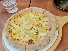 榴莲披萨-魏斯理汉堡(西安沣东吾悦店)