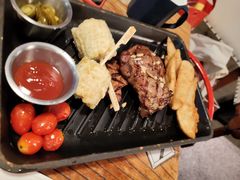 -I HOLIC艾豪丽披萨(KKone店)