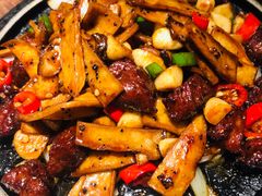 火焰杏鲍菇焗牛肉-北李妈妈菜·虾爬子大锅贴(贵和店)