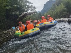 -崇州九龙峡漂流