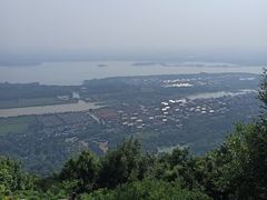 -宝岩生态观光园