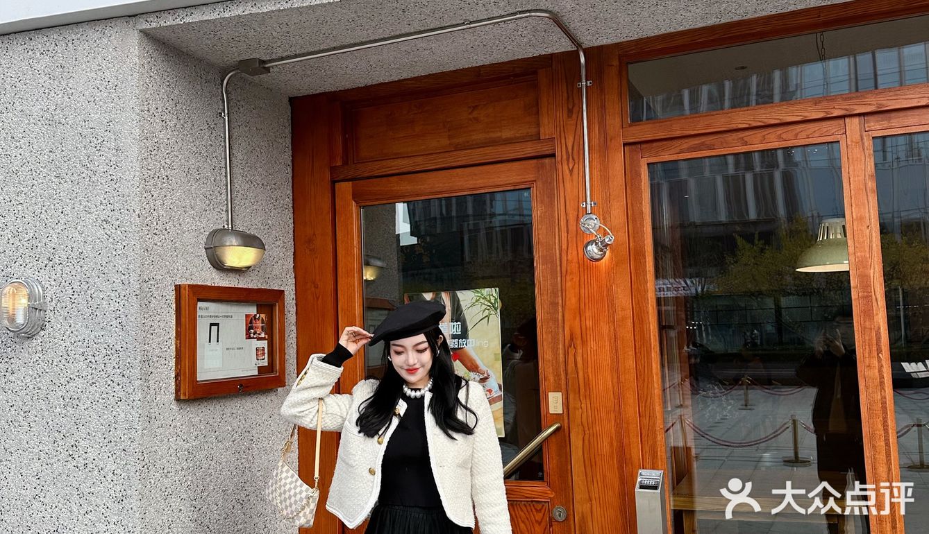 今天我终于实现鳗鱼自由啦！前段时间被各种鳗鱼饭馋到不行