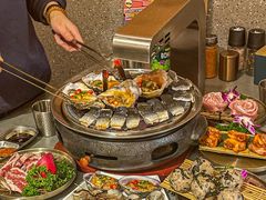 -围炉肉舍•炭烤活鳗•丹东海鲜烤肉(步行街店)