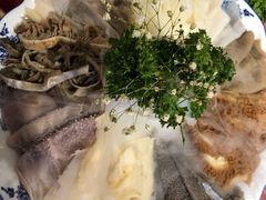 巴九门毛肚拼-巴九门老火锅(来福士打望店)