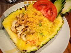 菠萝海鲜炒饭-mango tree芒果树泰国餐厅(青岛万象城店)