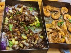 -老东镇啤酒屋海鲜加工·蒸汽海鲜·海鲜烧烤(台东店)