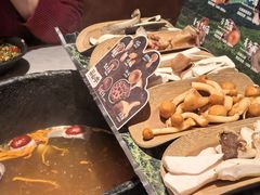 -芸山季·云南山珍菌火锅(人民广场来福士店)