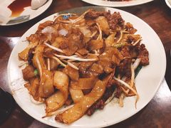 干炒牛河-桃苑烧腊饭店